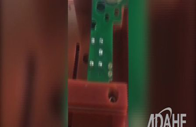 汽車(chē)電子線路板專用自動(dòng)焊錫機(jī)視頻